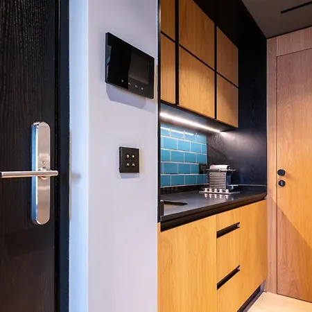 Ξενοδοχείο με διαμερίσματα 3 Pines Design Living