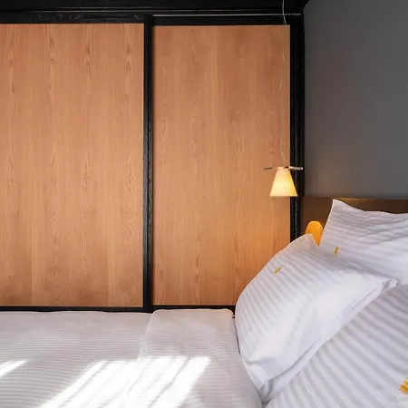 Ξενοδοχείο με διαμερίσματα 3 Pines Design Living *