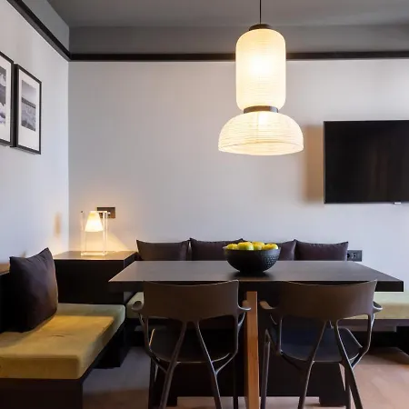 Ξενοδοχείο με διαμερίσματα 3 Pines Design Living *